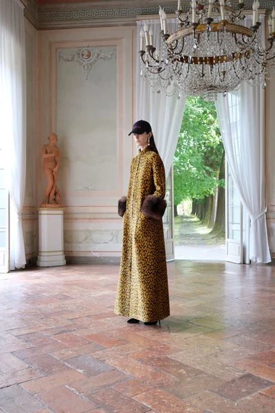 Look 11